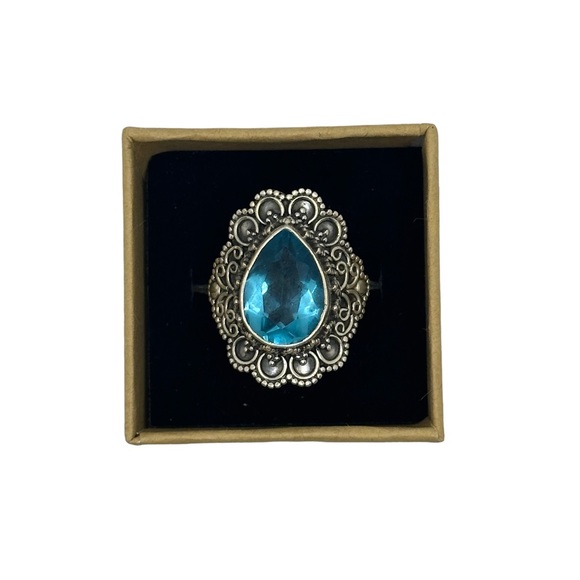Jewelry - Solid sterling silver 5CT blue topaz ring size 6